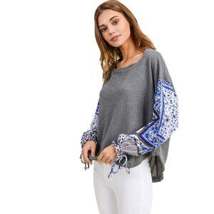In Loom Waffle Knit Top Women L Contrasting Sleeves Charcoal Floral Hippie NEW